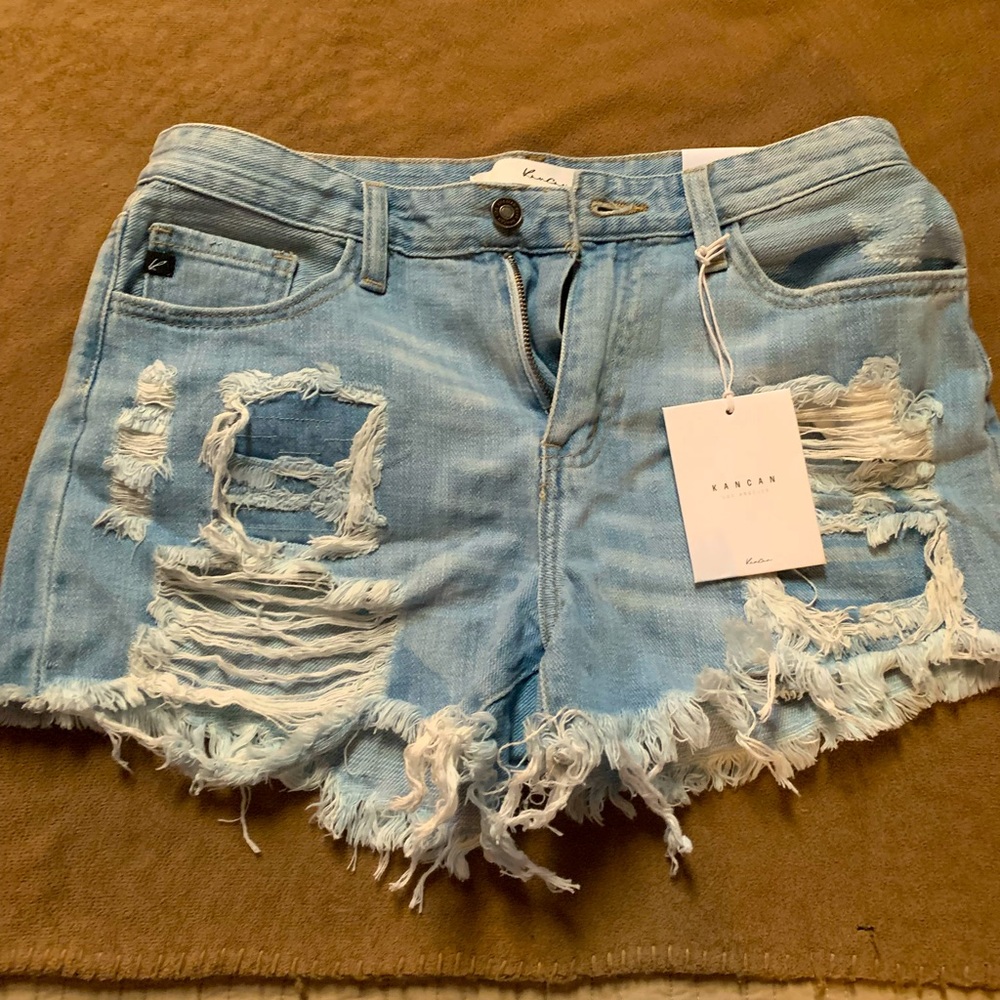 Kancan jean shorts size 7.